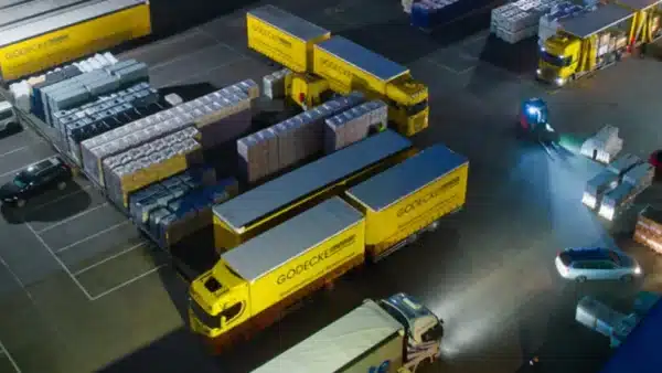 Logistik Hub und Lager der G&ouml;decke Eurotrans Spedition